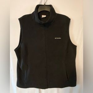 Columbia fleece vest